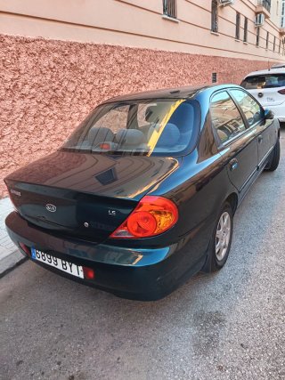 KIA Sephia 2002