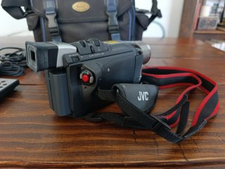 Videocámara JVC GR-DVL Mini DV + Accesorios