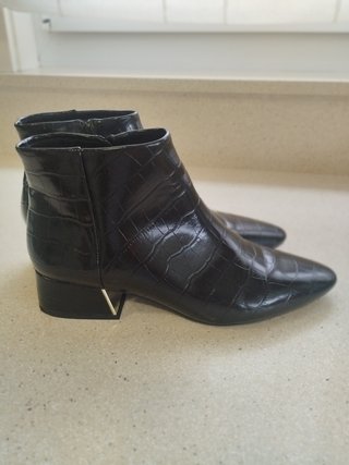 Botines Mango Talla 39 Negro Cocodrilo