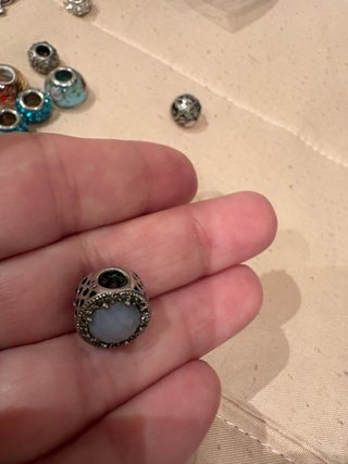 Charm Pandora Azul y Plateado 13 e cada 1 mas desc