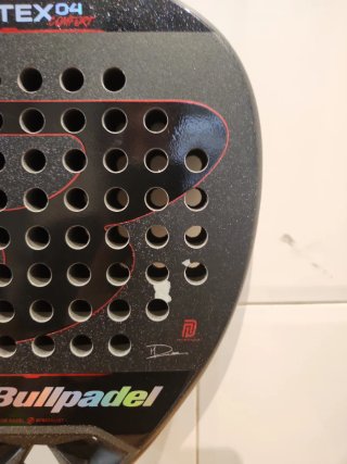 Pala Bullpadel Vertex 04 Comfort