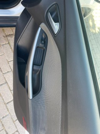 Ford Focus 2011