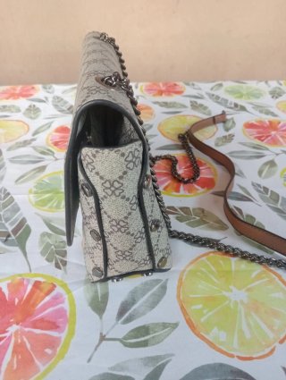 Borsetta tracolla beige e marrone