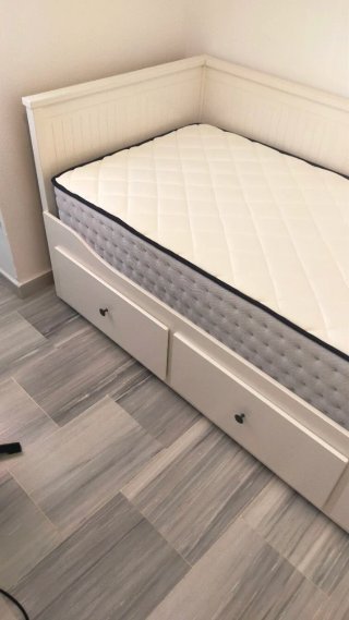 Estructura Diván Hemnes IKEA con Cajones