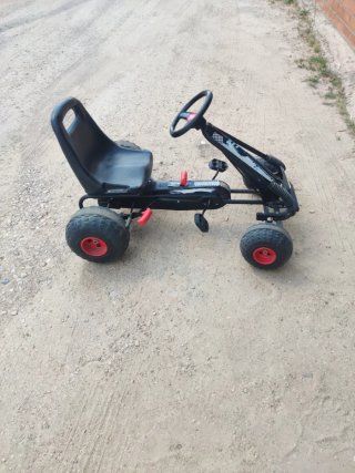 Kart a pedales negro