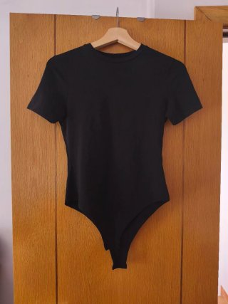 Body manga corta