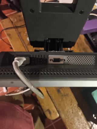 Monitor LG Flatron L1515S TFT