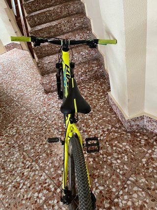 Bicicleta Montaña NSTAR Amarilla