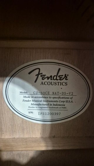 Guitarra Acústica Fender CD-60CE NAT-DS-V2