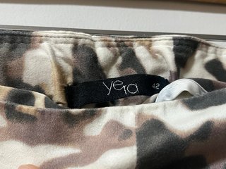 Pantalón 42 yera