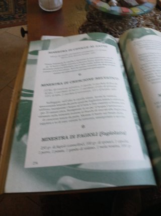 Libro di cucina vegetariana