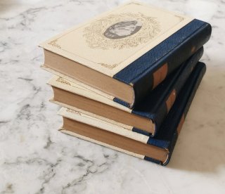 3 libros de "Círculos de amigos de la historia"