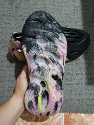 Adidas Yeezy Foam Runner Talla 43