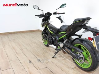 KAWASAKI Z 900