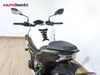 KAWASAKI Z 900
