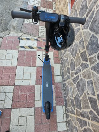 Patín Eléctrico Ninebot Azul