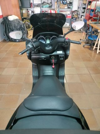 Yamaha Majesty 400 2006 Negra