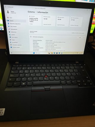Portátil Lenovo ThinkPad Negro