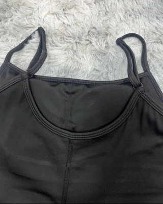 Mono Alo con tirantes negro