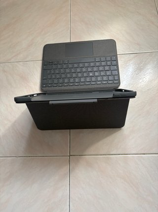 Logitech Folio Touch iPad