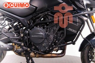 QJ MOTOR SRT 900 SX