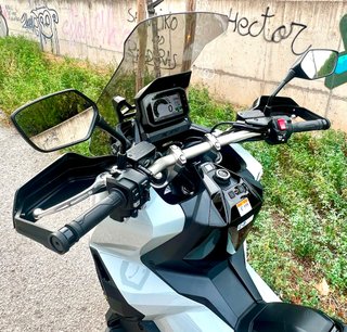 HONDA X-ADV 750 Jul 24. 8.000kms  Impecable