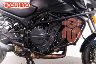 QJ MOTOR SRT 900 SX