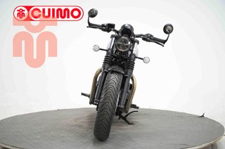 TRIUMPH BONNEVILLE BOBBER