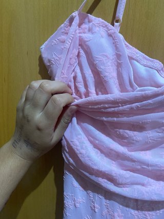 Vestido rosa largo con flores