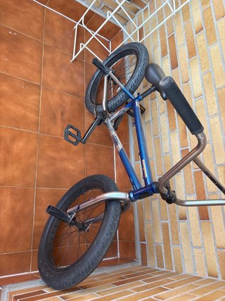 Bicicleta BMX Mongoose Legion Azul
