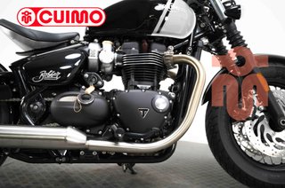 TRIUMPH BONNEVILLE BOBBER