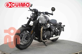 TRIUMPH BONNEVILLE BOBBER