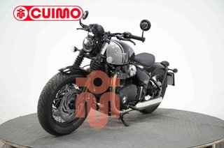 TRIUMPH BONNEVILLE BOBBER