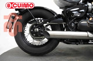 TRIUMPH BONNEVILLE BOBBER