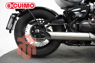 TRIUMPH BONNEVILLE BOBBER
