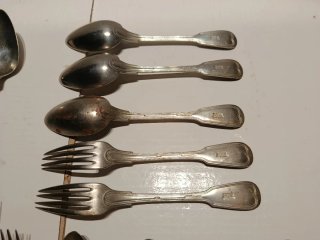 Lote cubiertos antiguos metal