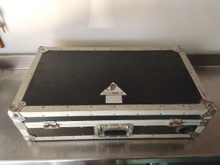 Mesa de mezclas DJ Denon DN-1000