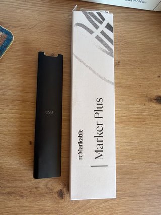 NUEVA Remarkable Paper Pro + funda + lápiz