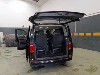 VWT6 Multivan Bulli 2.0TDI 204CV DSG7 6pl con mesa