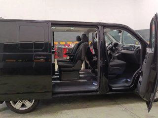 VWT6 Multivan Bulli 2.0TDI 204CV DSG7 6pl con mesa