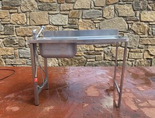 Pila Fregadero Industrial con Grifo