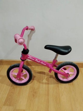 Bici de equilibrio rosa Chicco