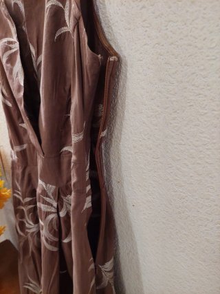 Abito Doppiosenso  marrone ricami panna cotone S