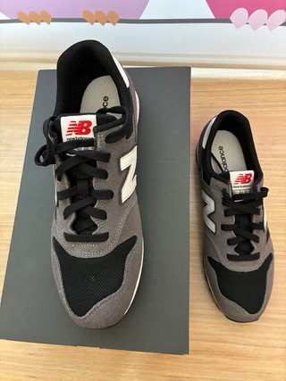 New Balance 373 Talla 42 Gris/Negro Nuevas
