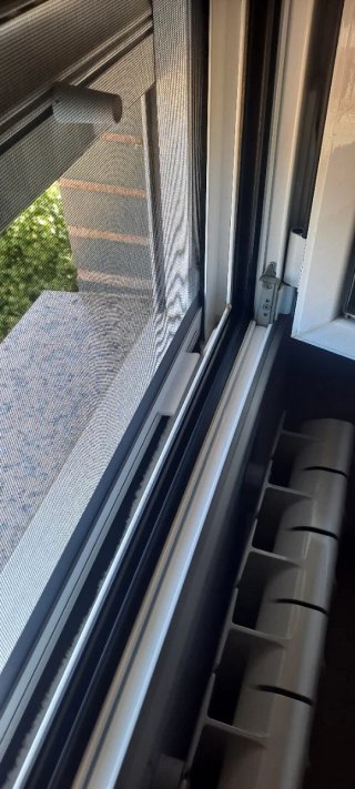 Ventana aluminio blanca