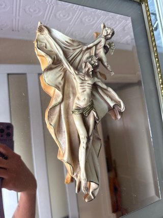 Cuadro antiguo religioso con figura