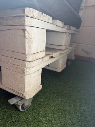 Sofá Palets Gris con Cojines y ruedas