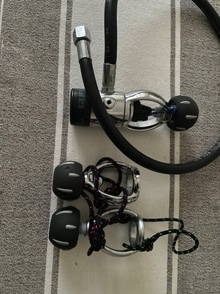 Reguladores de buceo Mares