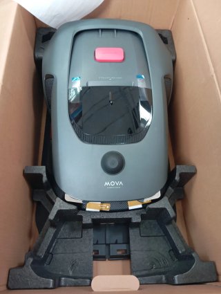 Robot Cortacésped Mova 600 Kit podadora 800m2