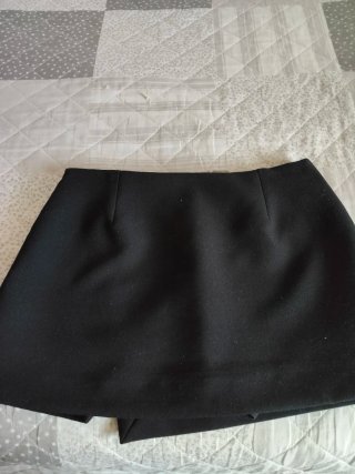 Falda pantalón corto negro
